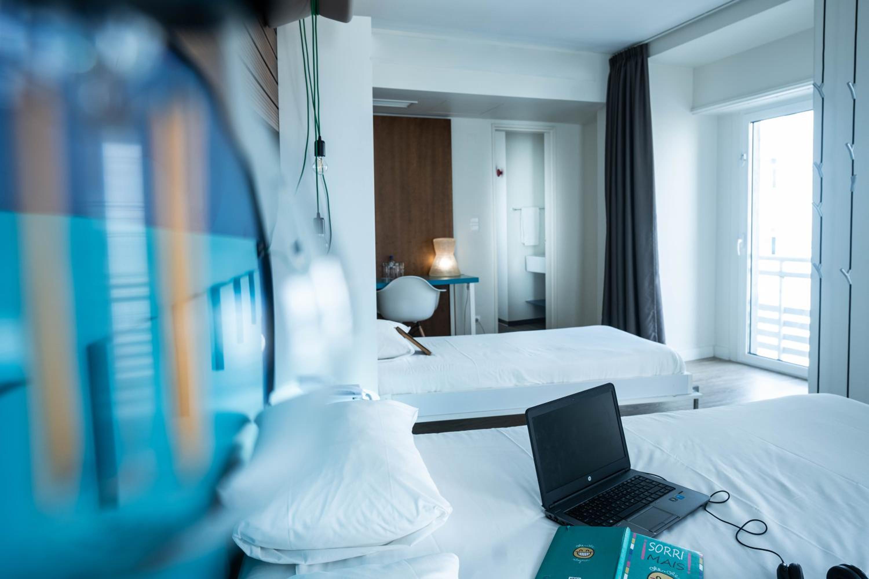 غرفة ثلاثية بسرير مزدوج وسرير فردي، ibis Styles Lisboa Centro Liberdade NE 3/10