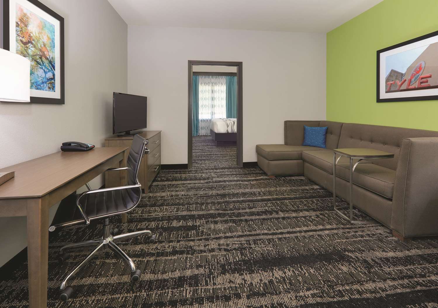 La Quinta Inn & Suites by Wyndham Tyler South 34/46