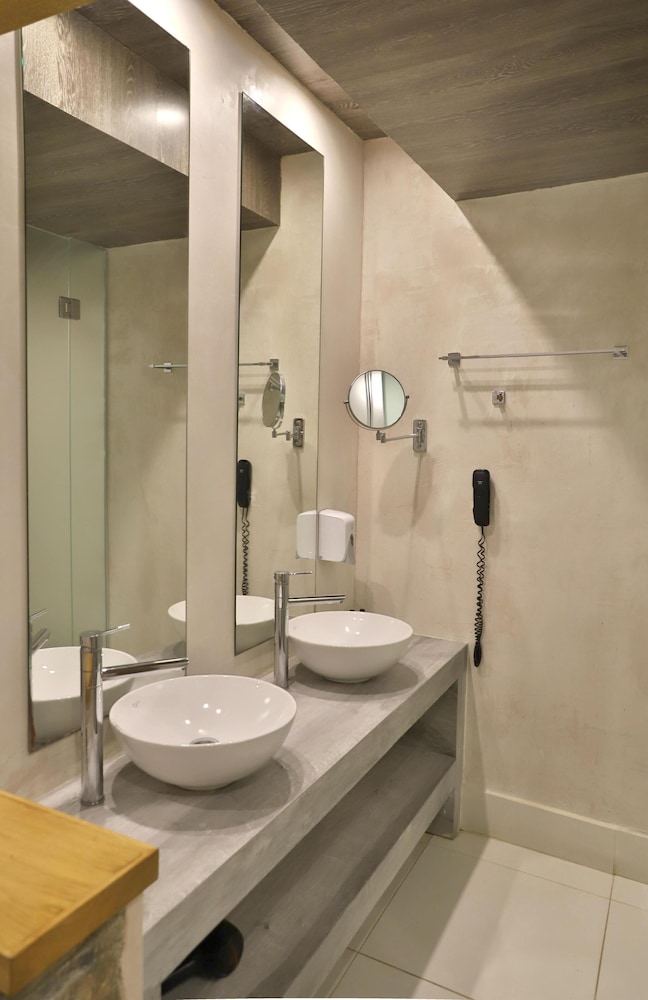 Elounda Orama Boutique Hotel by GHH 48/50