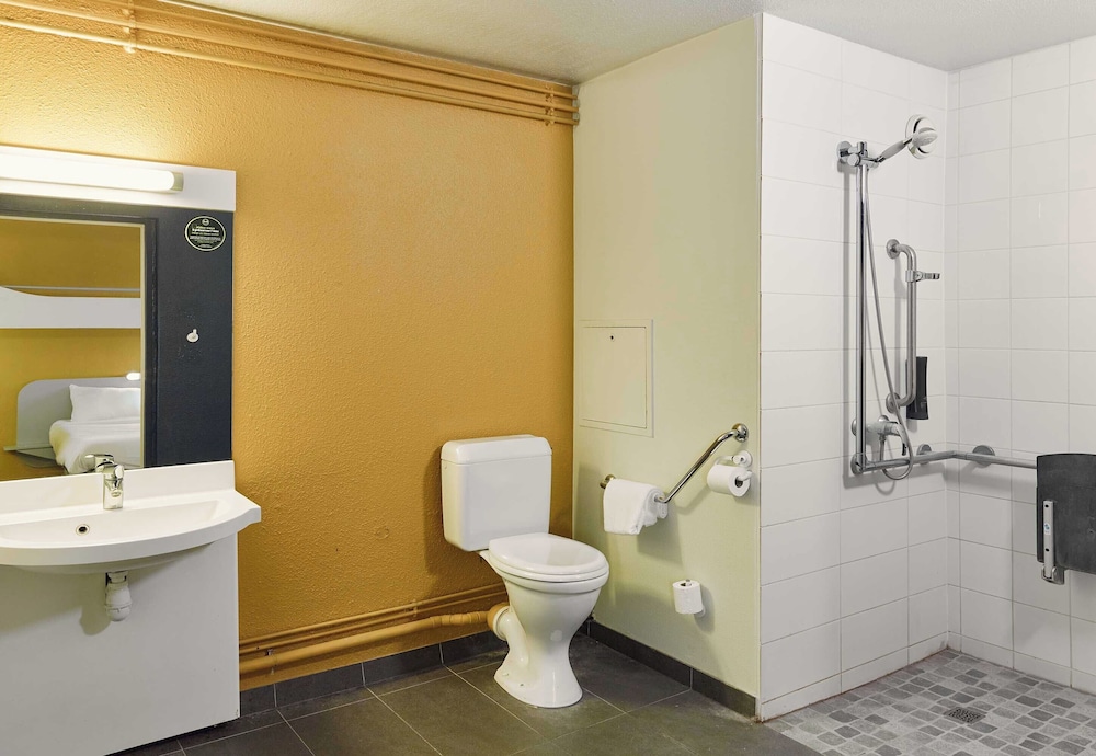B&B Hotel Paris Vitry-sur-Seine 3 stars 55/55