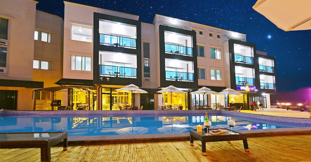 Buan Glories Pension 1/41