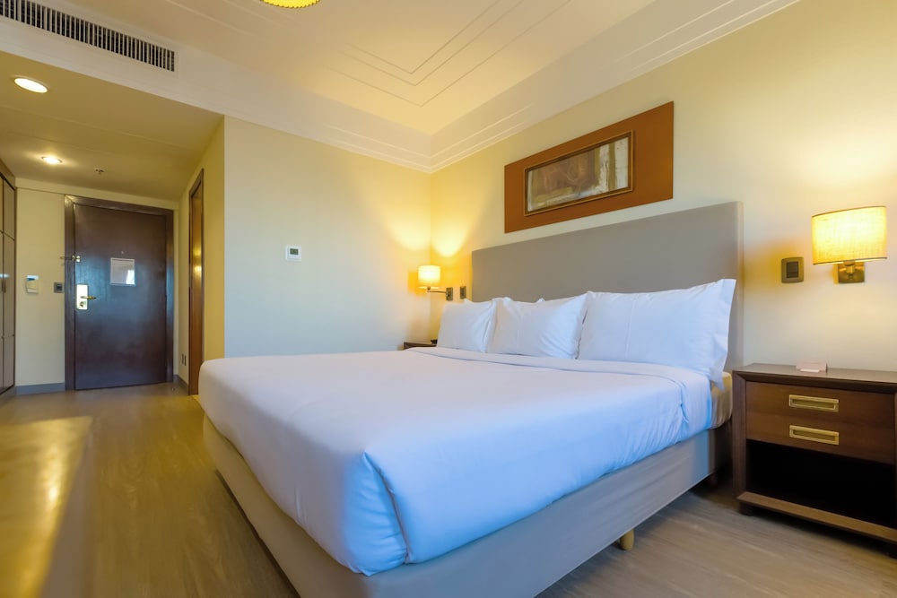 Superior, King Bed