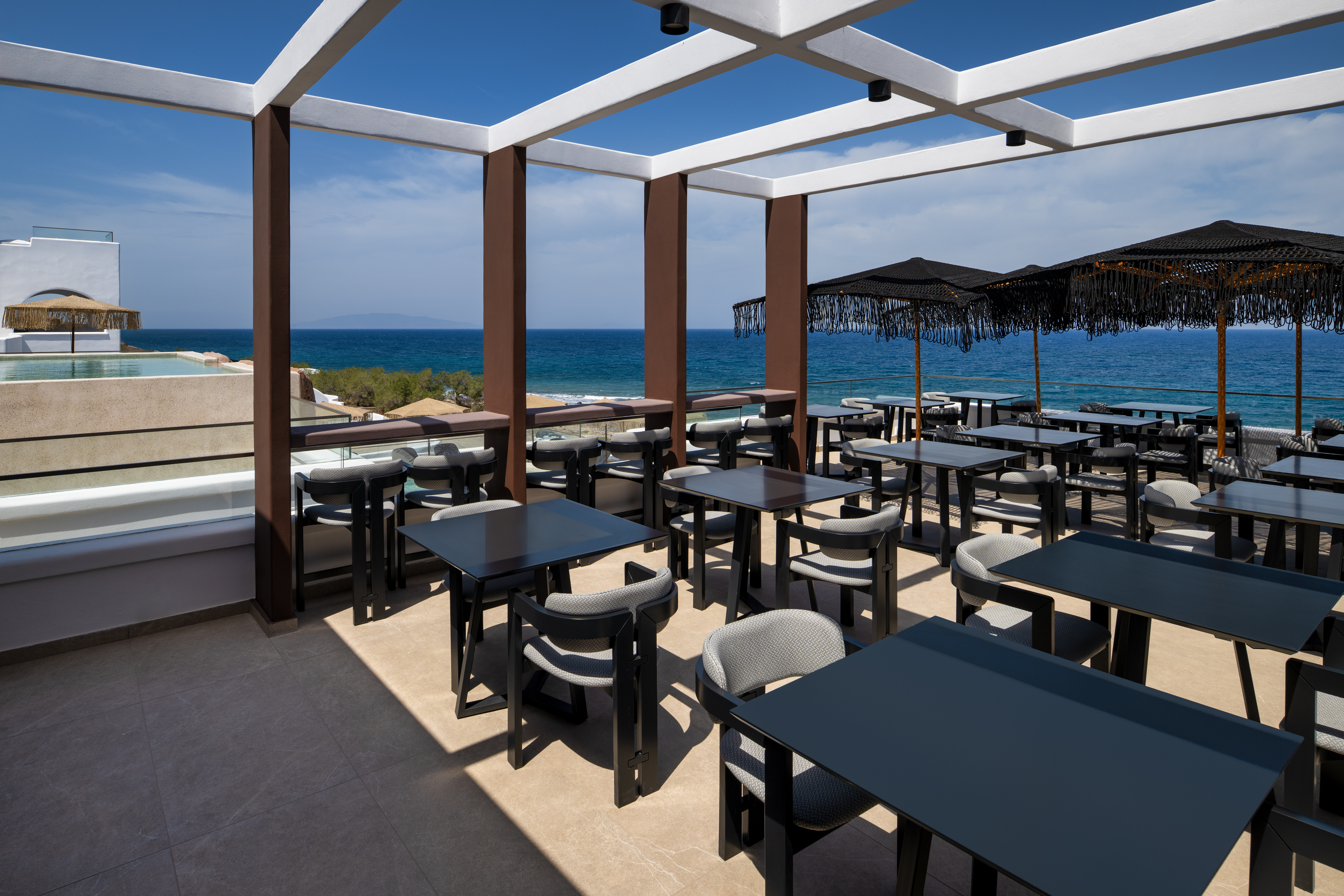 AELIA THALASSA 28/50