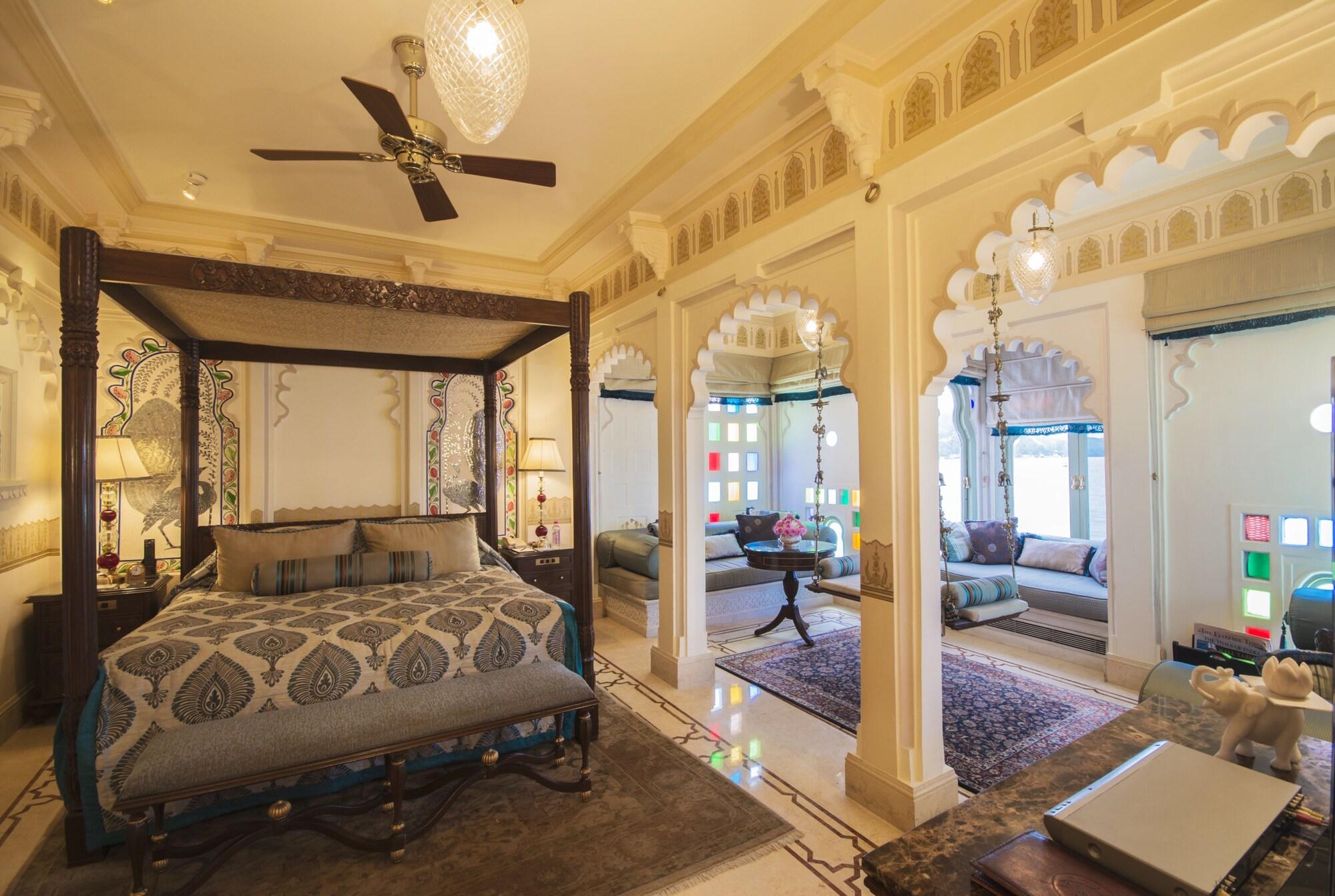 1 Bedroom, Royal, Grand, Suite, Lake View