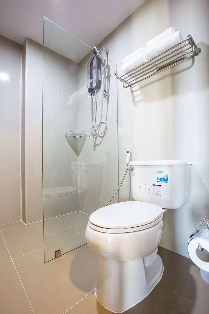 B2 Udon Boutique Budget Hotel 42/44