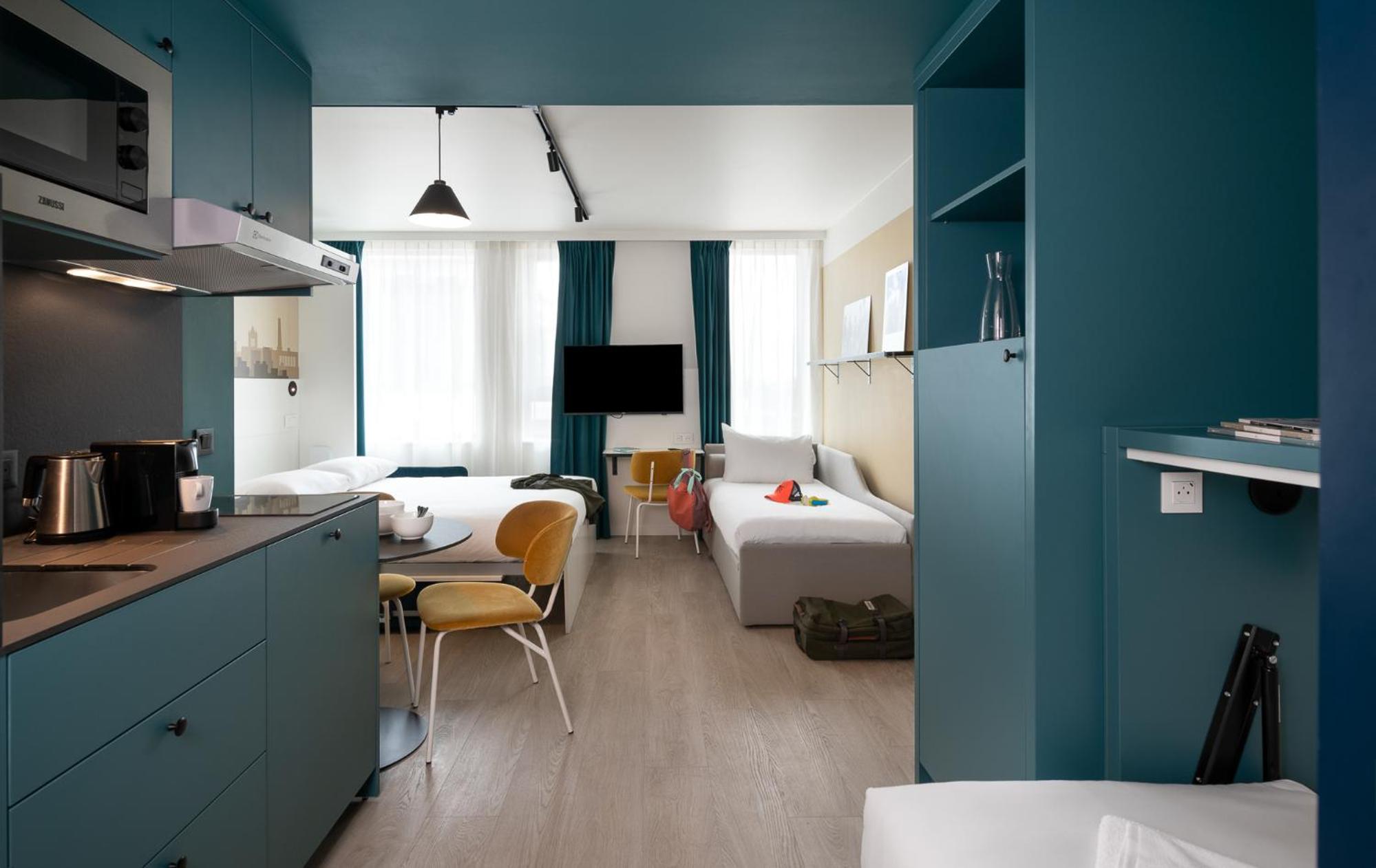 Studio, Single Bed