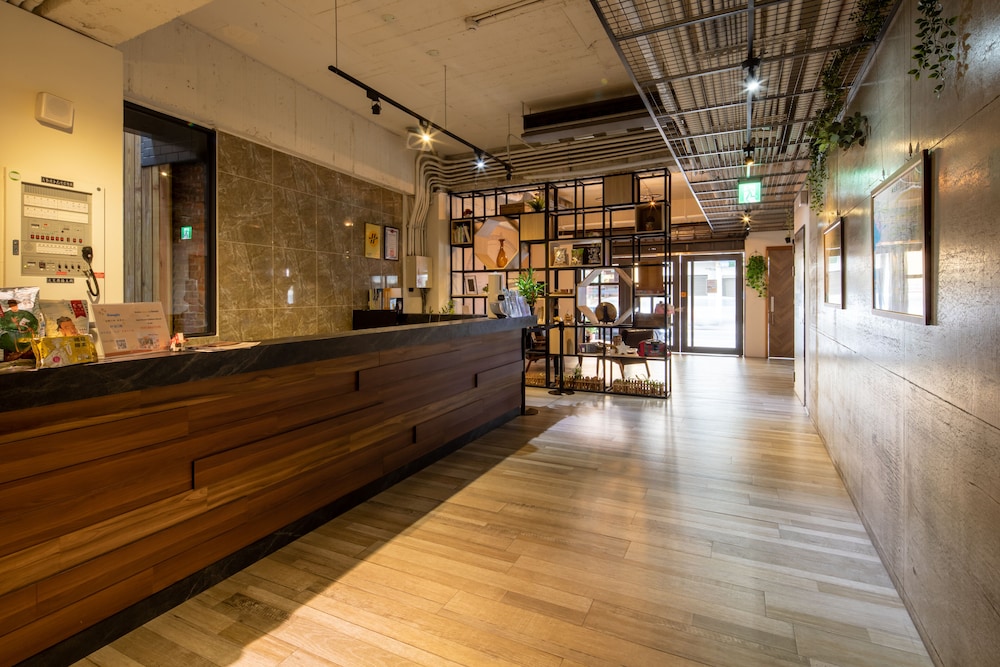 Hotel Brown 5/49