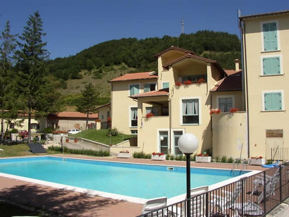 Lieta Sosta 30/33