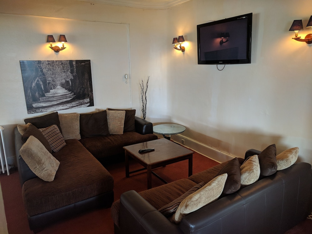 OYO Mayfair Hotel Isle of Wight 36/60