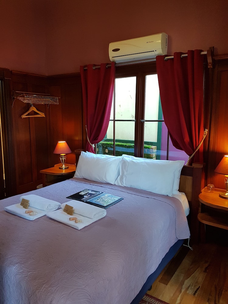 Bridgefield Guest House 13/50