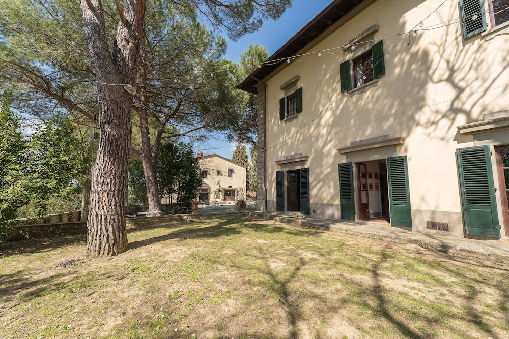 Corte Di Valle 39/50