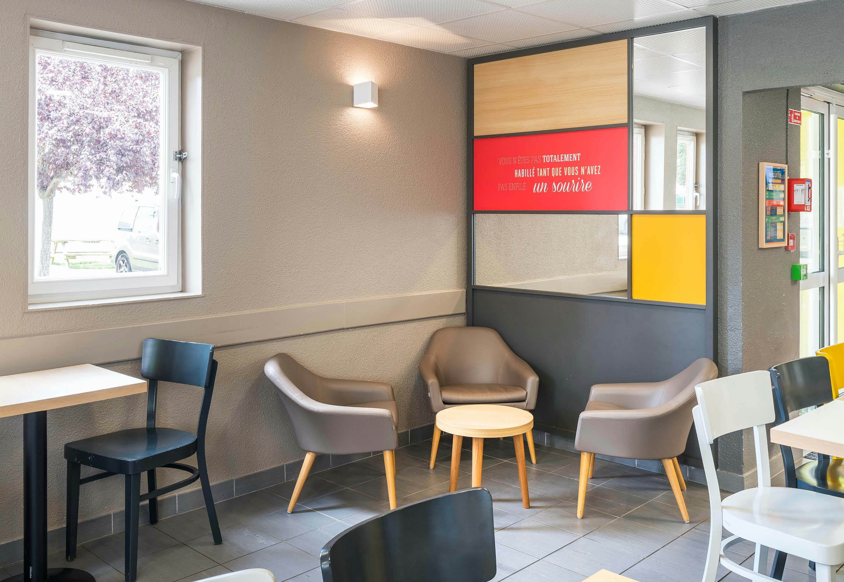 B&B Hotel Angers 2 University 13/18