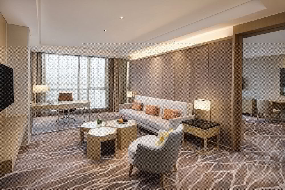 HOLIDAY INN WUXI TAIHU NEW CITY 41/69