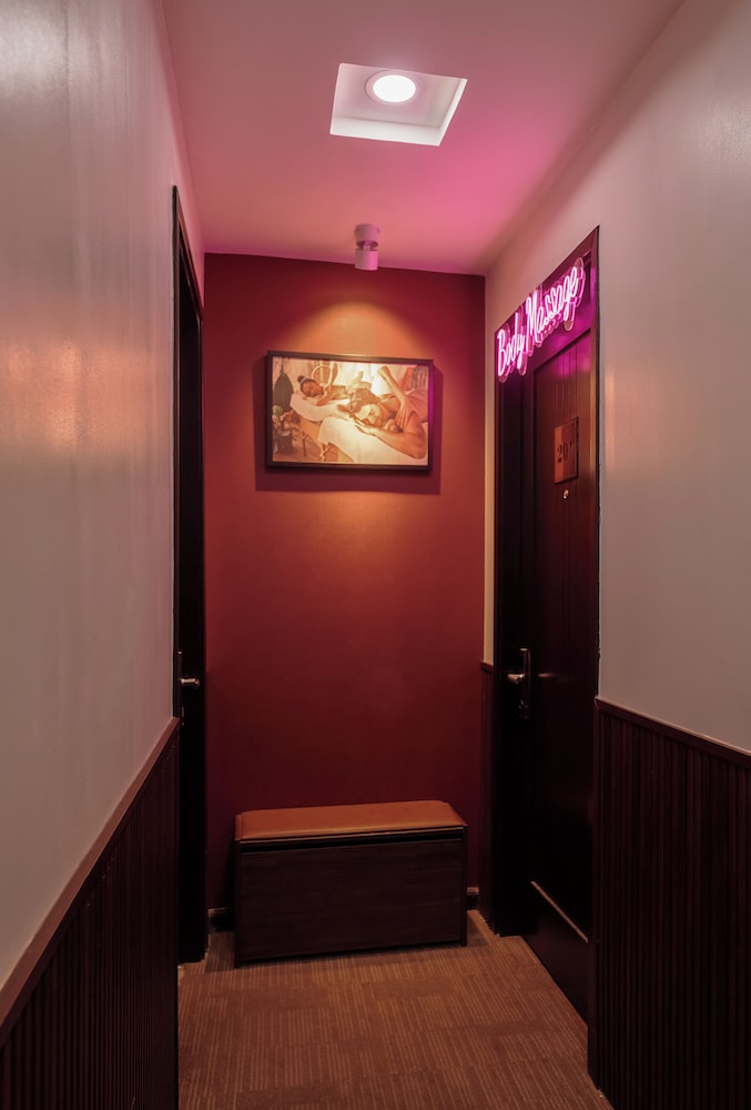 Asian Ruby Hotel & Apartment 42/62