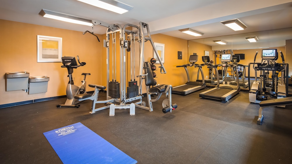 Best Western Plus Rancho Cordova Inn 32/63