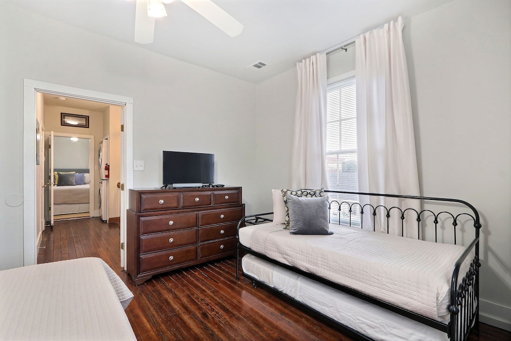 Gallery Stays - Low Country 8/35
