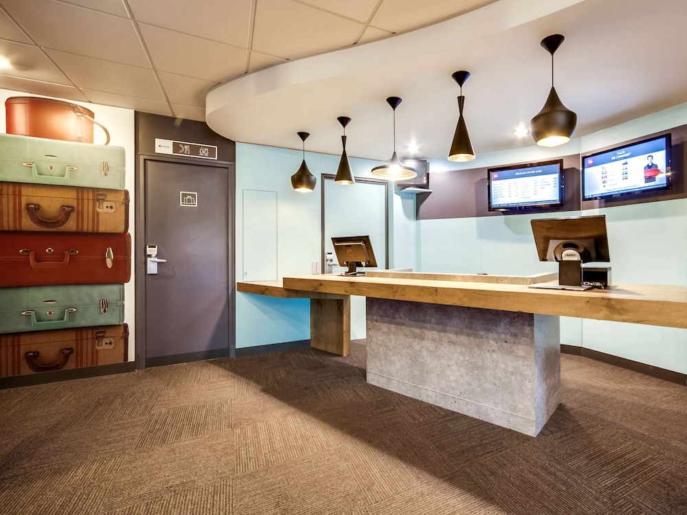 lobby