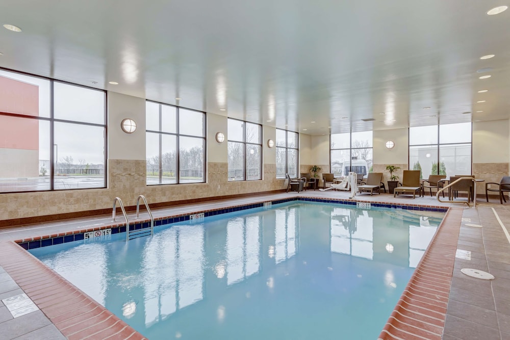 Hampton Inn St. Louis Wentzville MO 4/57