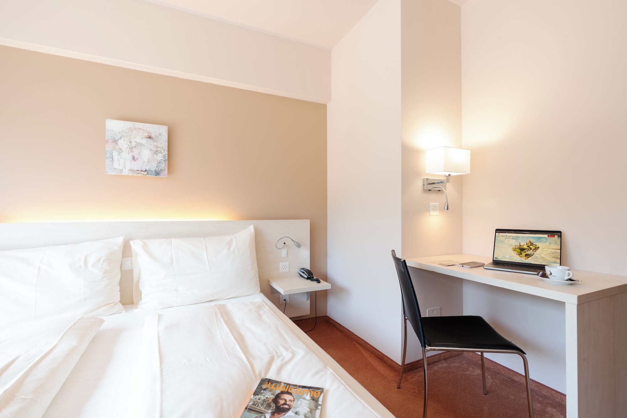 SUPERIOR, DOUBLE BED