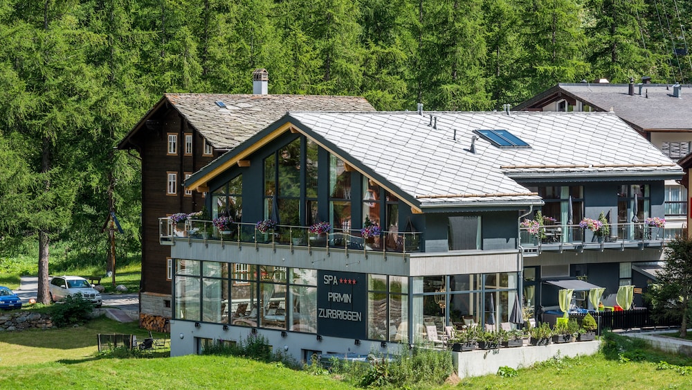 Loftsuite Hotel Saas 10/50