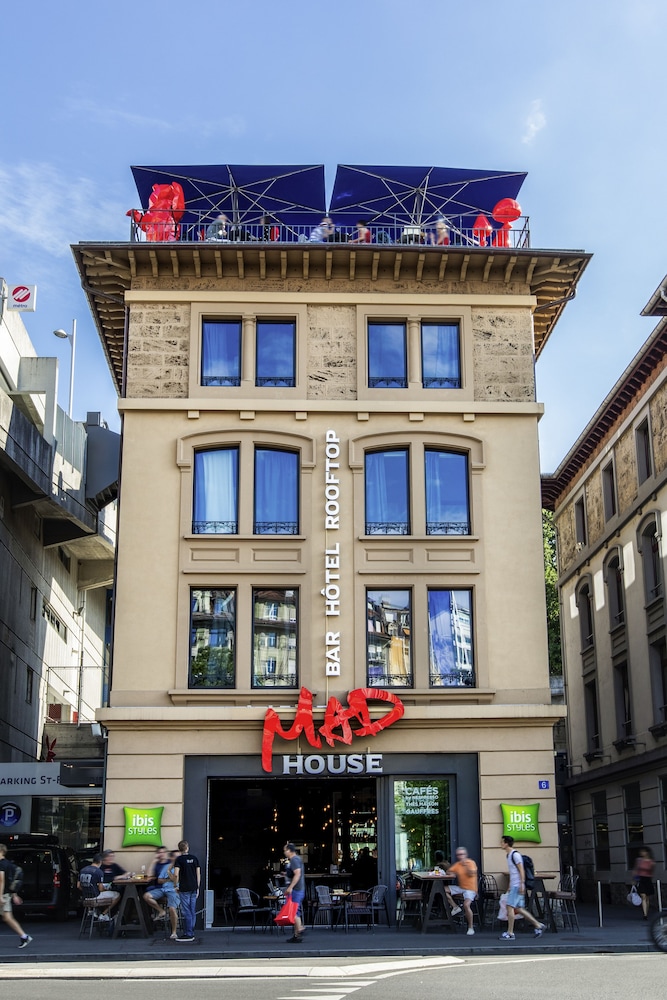 Ibis Styles Lausanne Center Madhouse 2/50