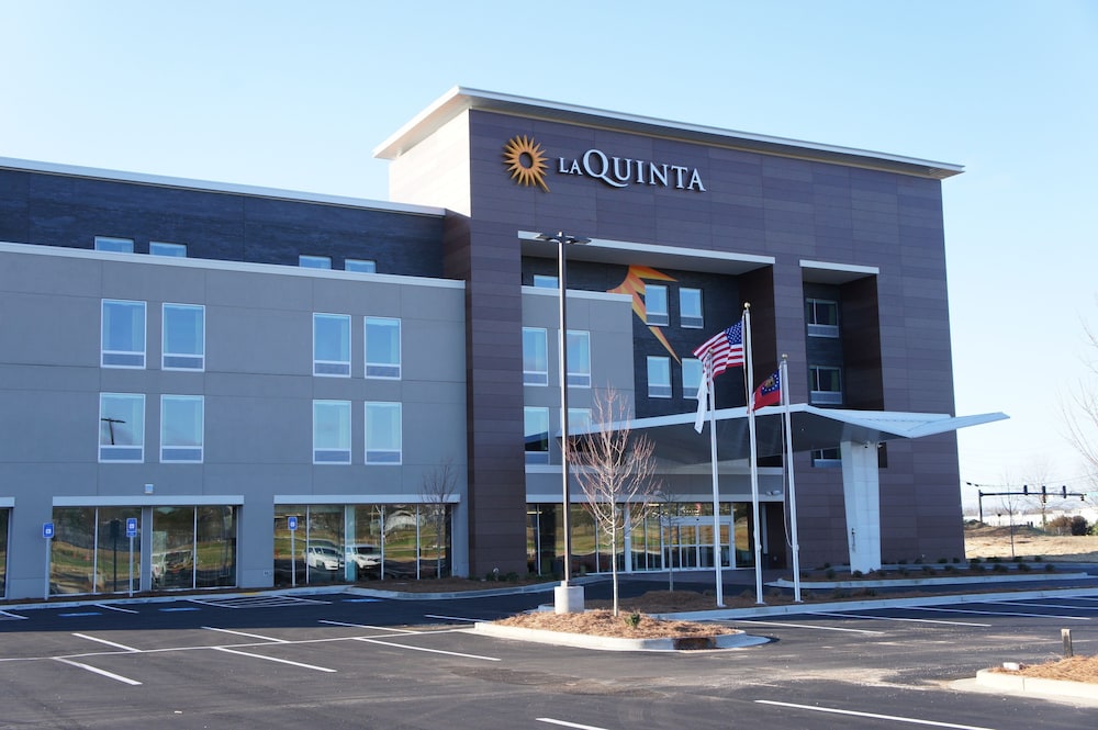 La Quinta Inn and Suites by Wyndham Braselton 5/60