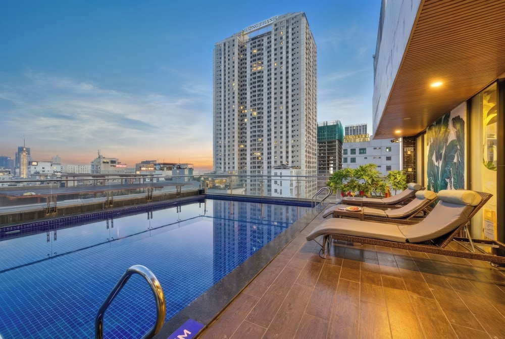 Pandora Boutique Hotel 65/70