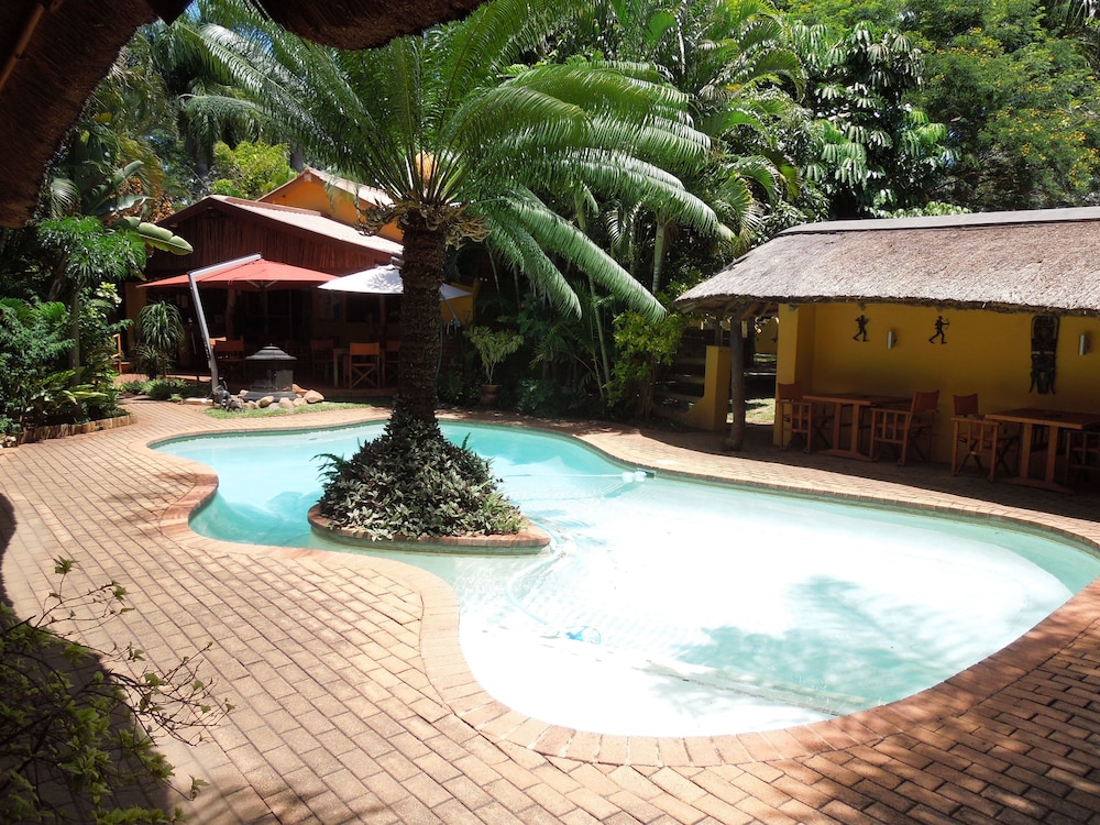 Trees Too Guest Lodge 31/39