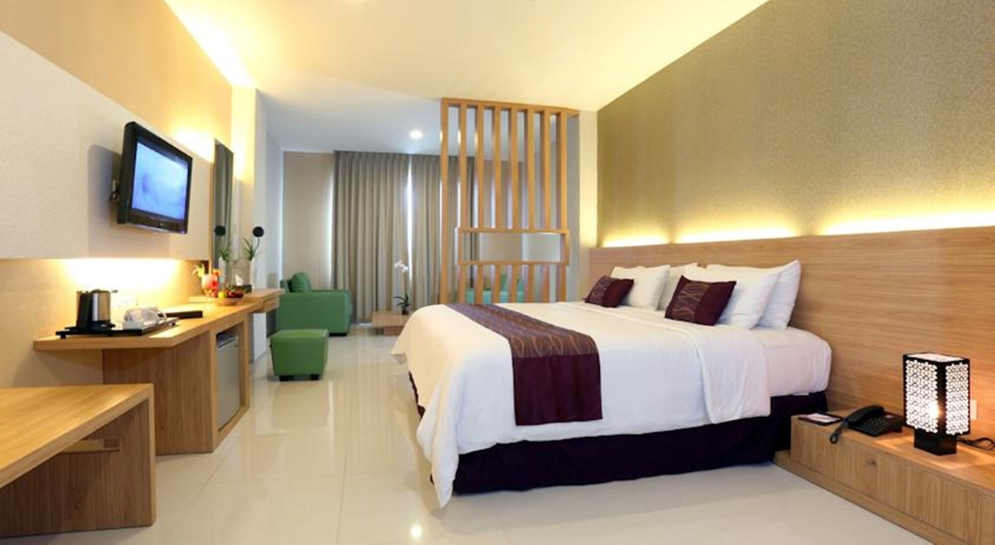 Superior, King Bed