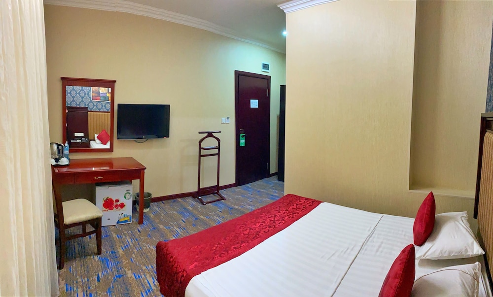 ECONOMY, DOUBLE BED, NO WINDOW