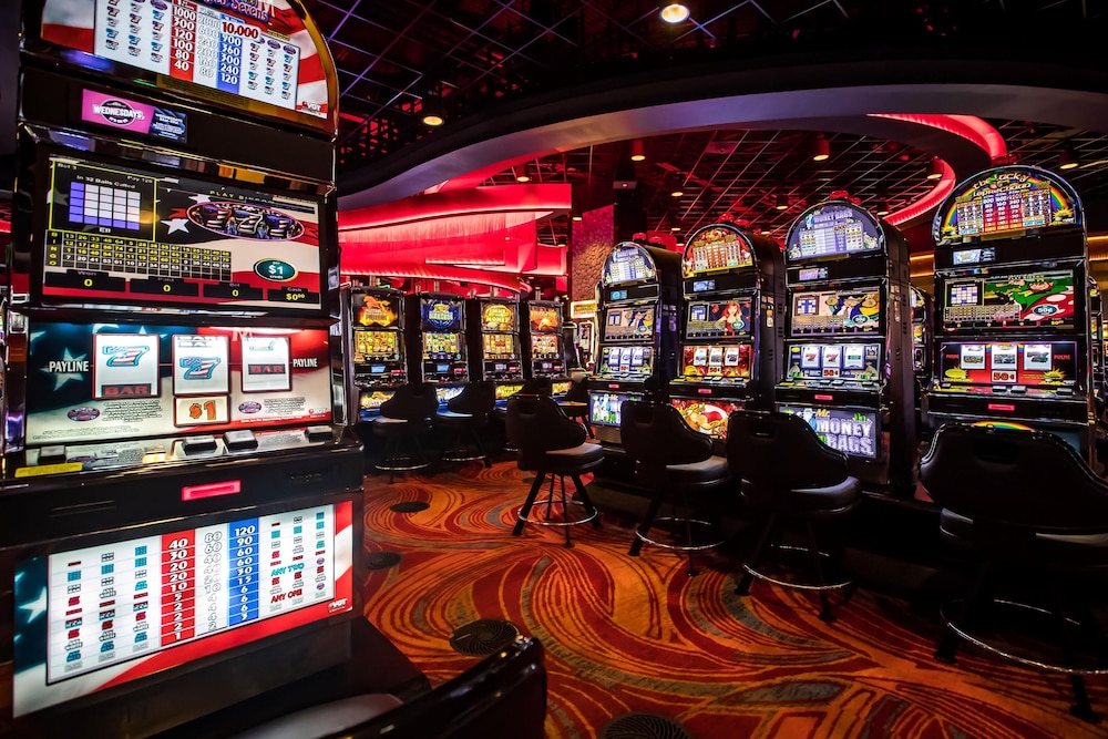 Cherokee Casino & Hotel Roland 62/71