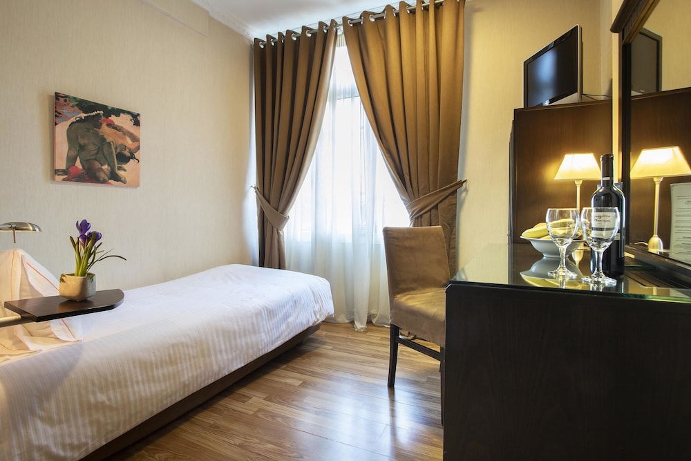Egnatia Hotel 7/33