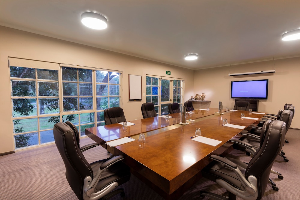 Eltham Gateway Hotel and Conference Centre 21/37