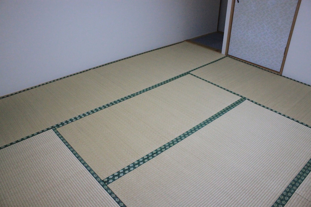 Minshuku Akiba 10/28