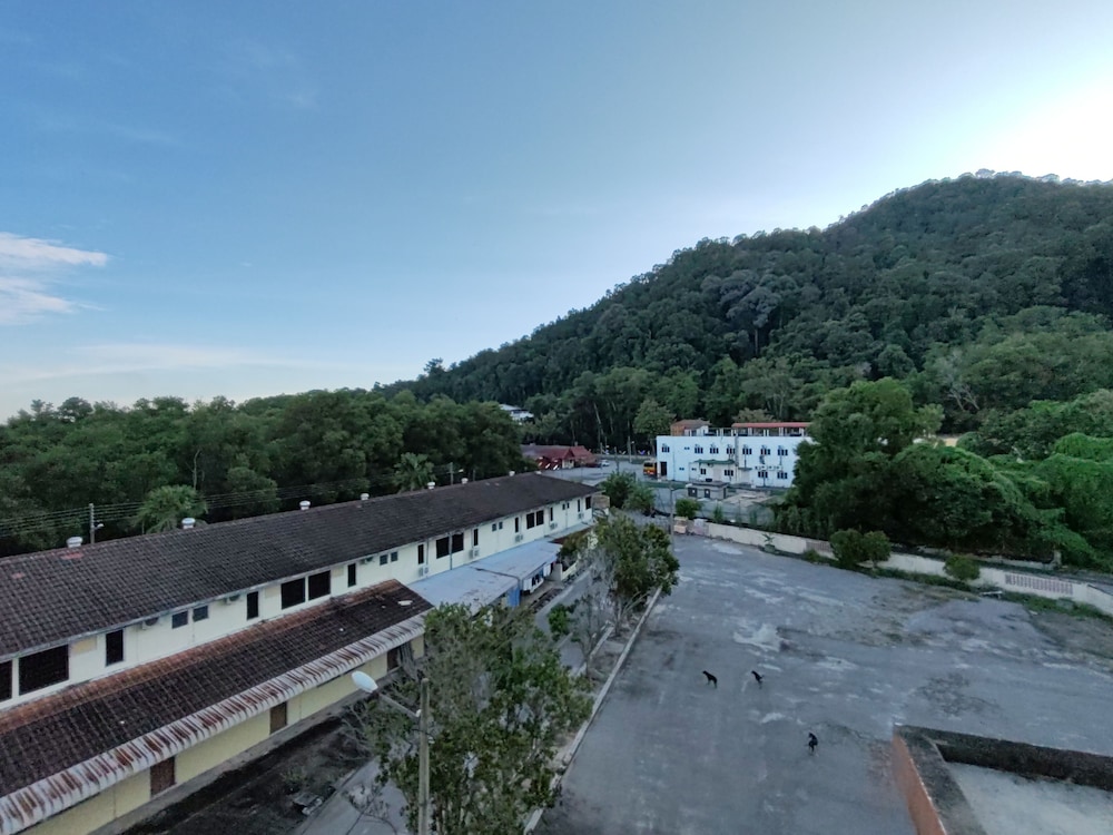 Hotel O Lumut Villa Inn 42/48