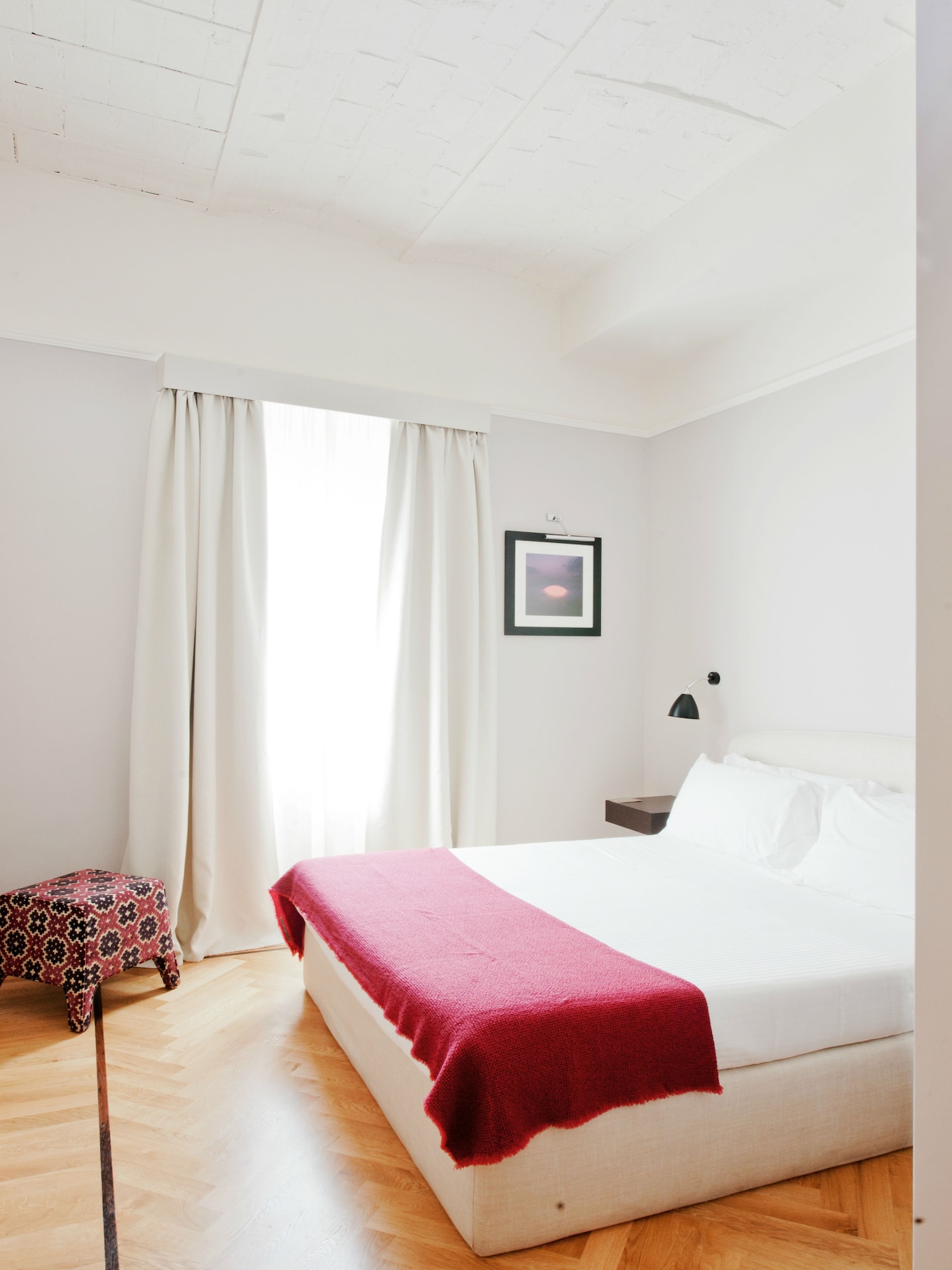 CLASSIC, DOUBLE BED
