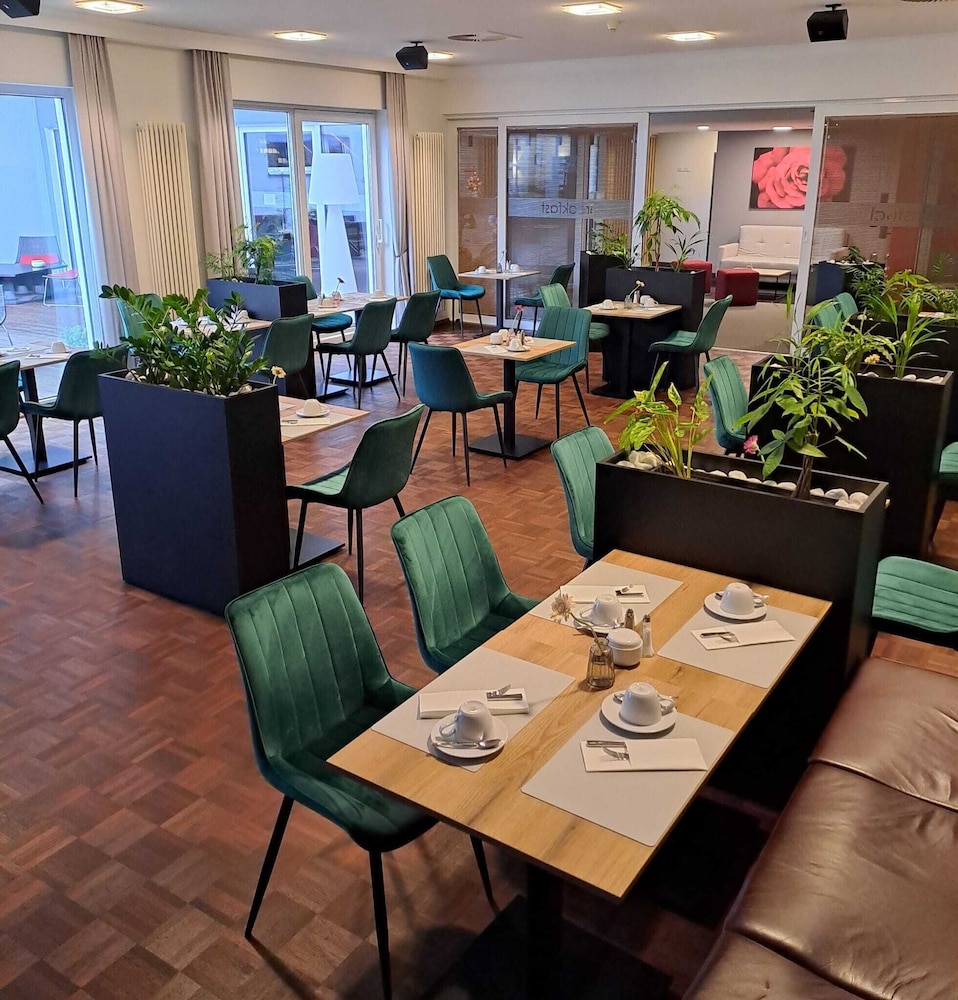 Hotel4you 30/50