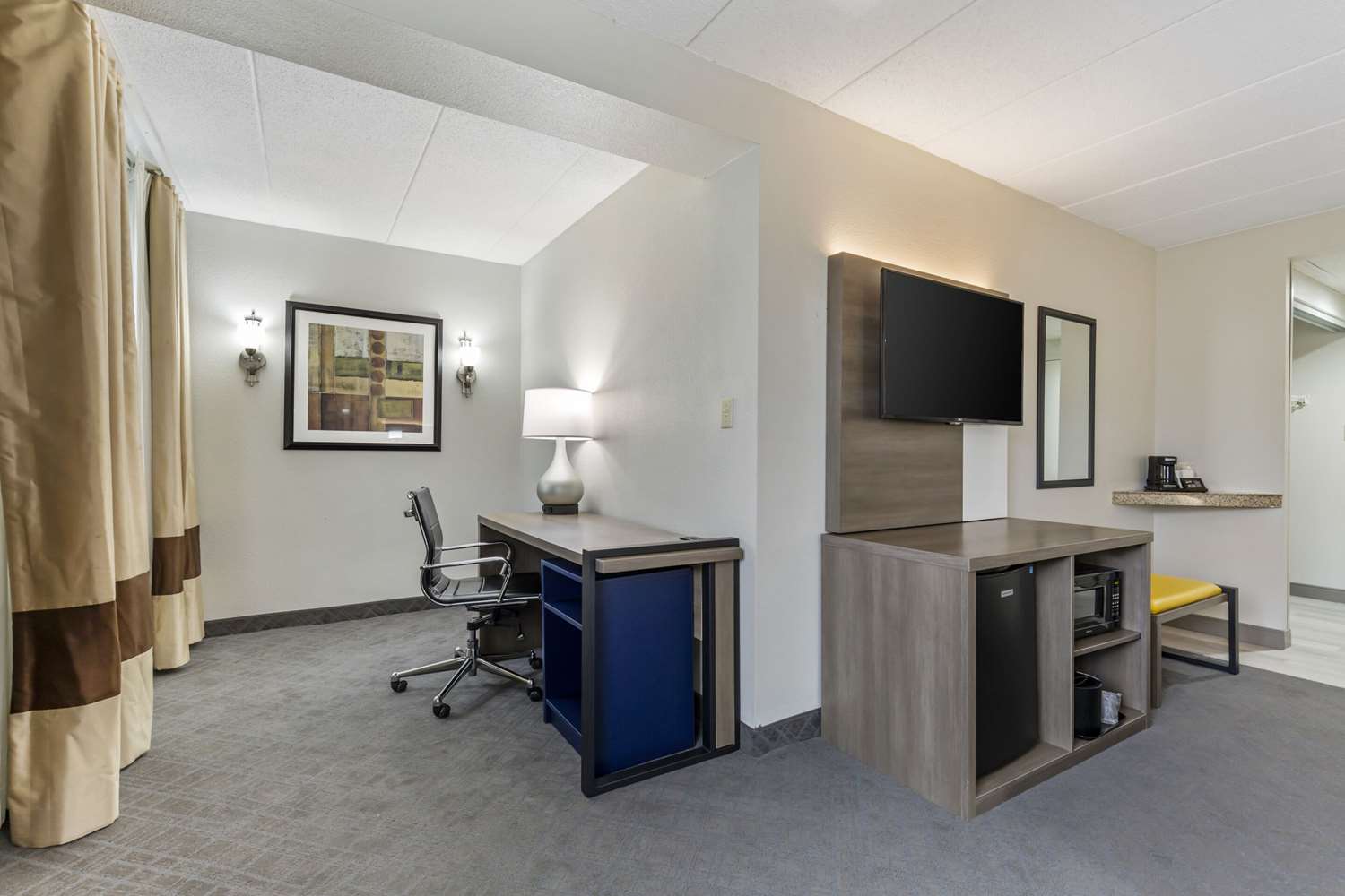 Comfort Inn Herndon Reston 22/32