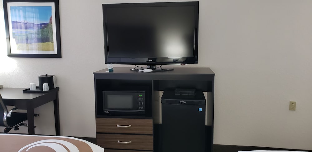 Quality Inn & Suites South Fork - Wolf Creek 32/36