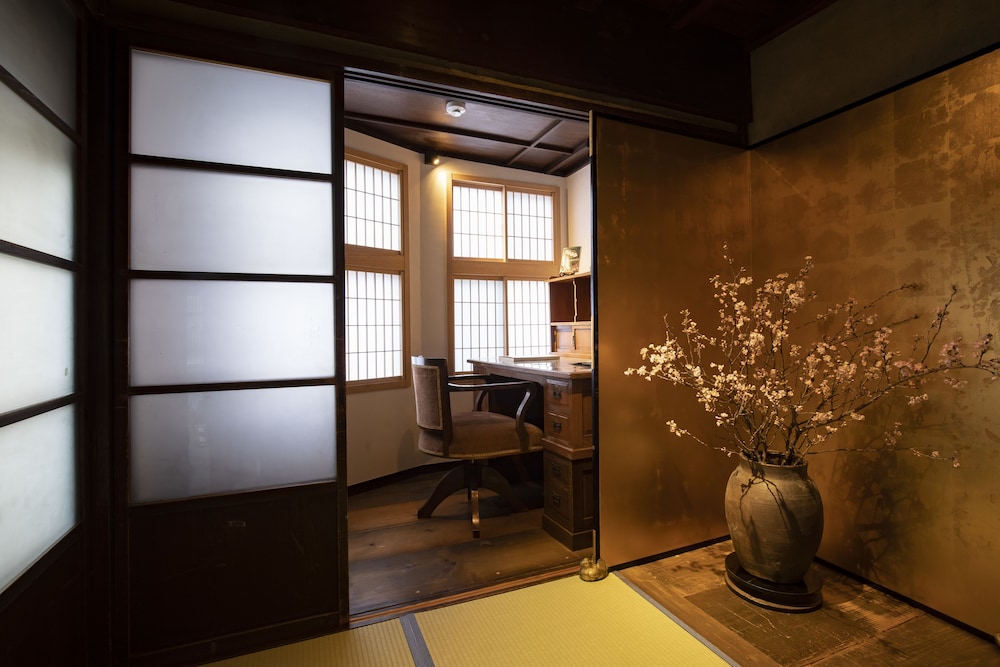 Kanazawa Machiya Kenroku [VR] 10/19