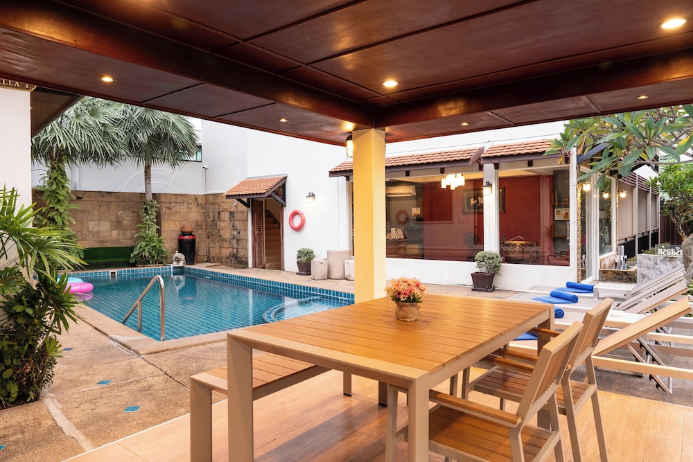 Kata Noi Resort 11/49