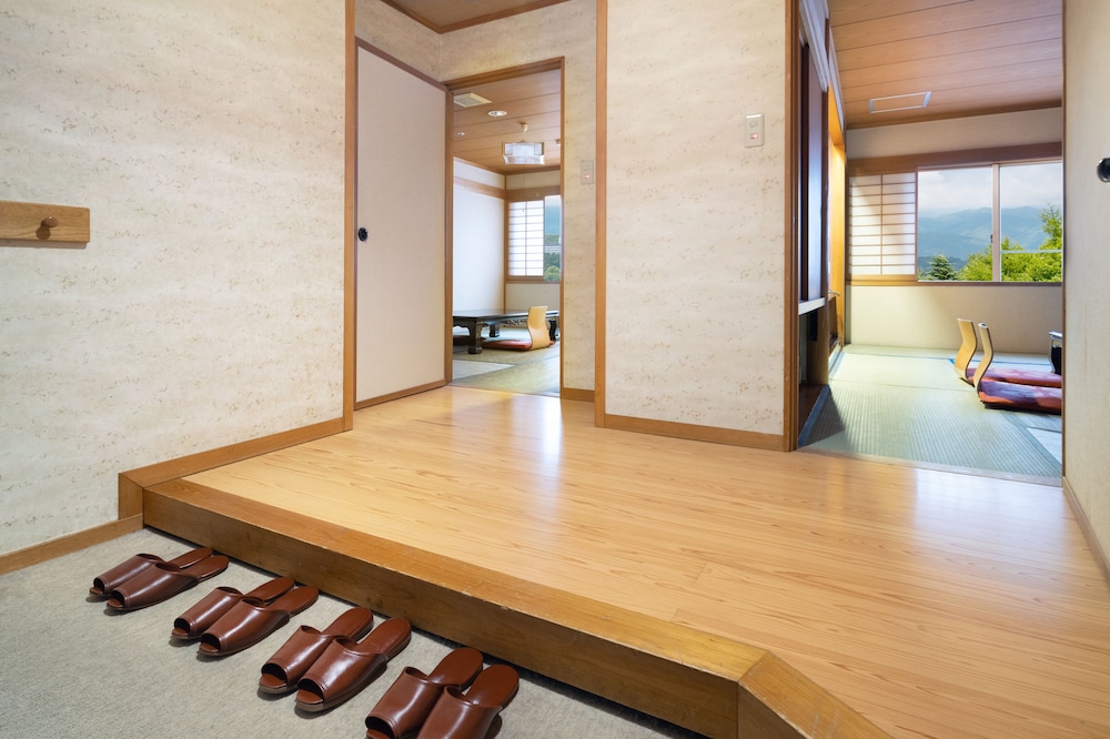 Kusatsu Onsen Hotel Resort