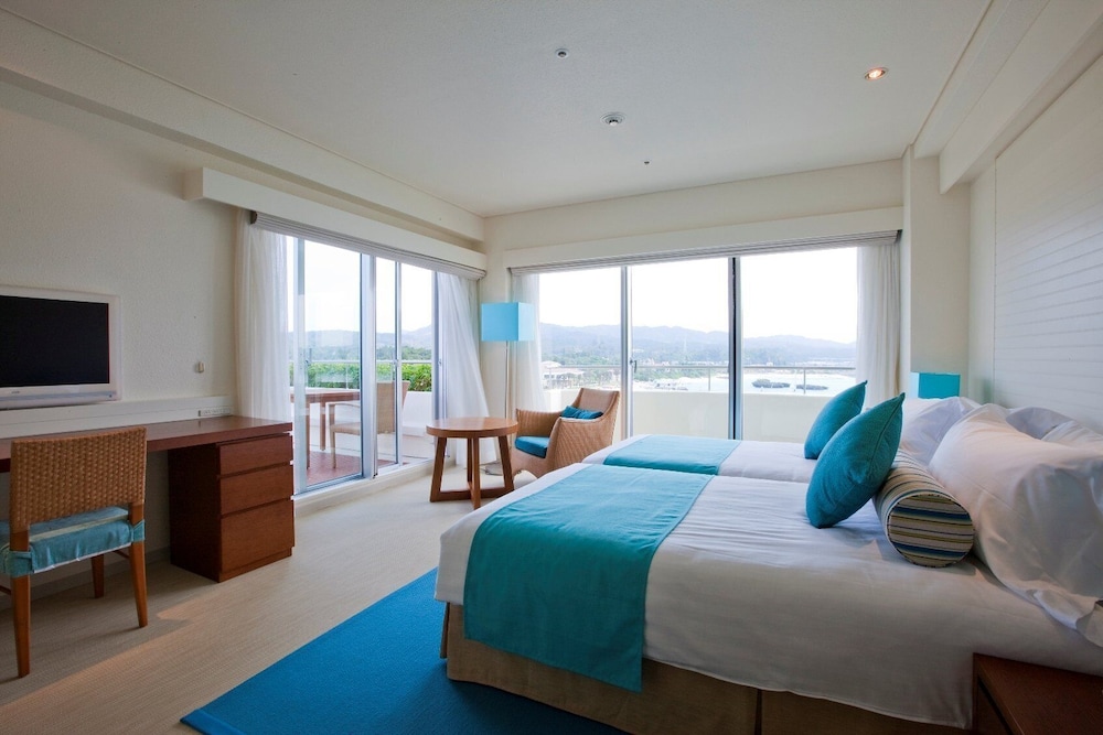 Ana Intercontinental Manza Beach Resort 6/77