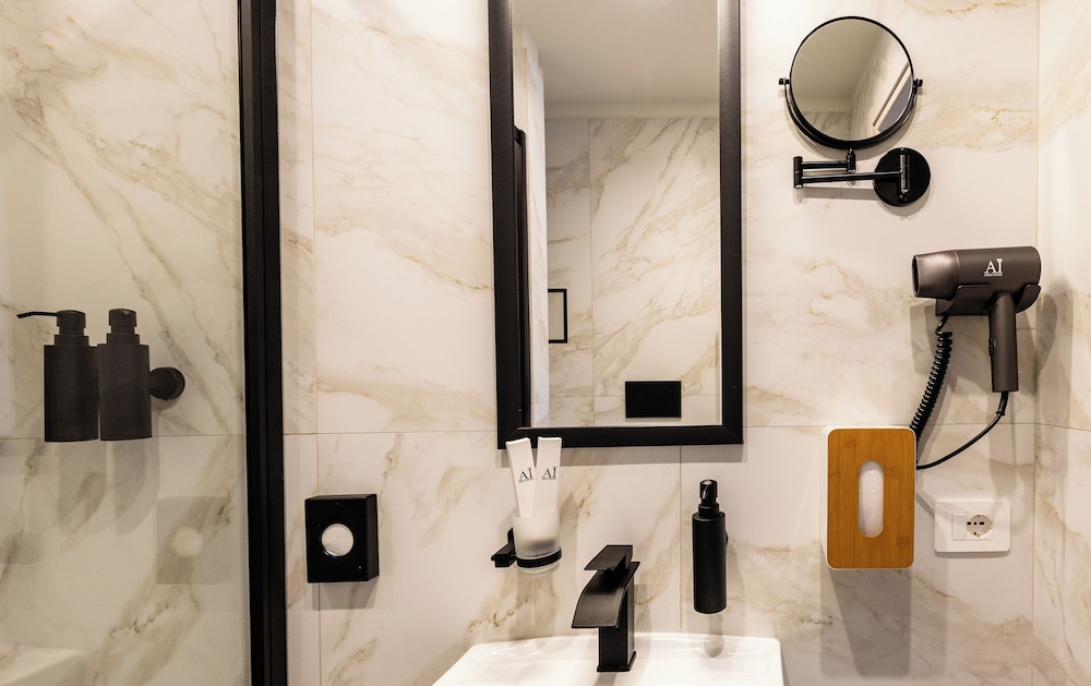 Aiello Hotels - Isola Design District 32/32