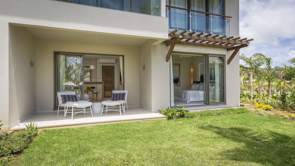 The Bay Club at Anahita 35/44