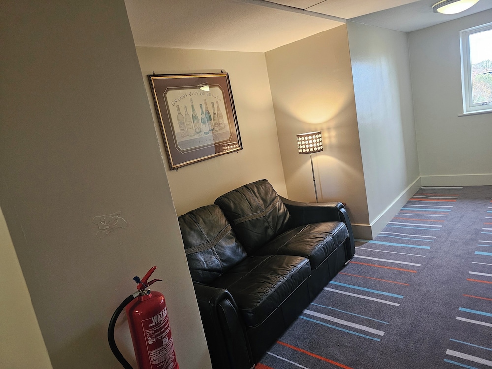 Wigan Oak Hotel by Belvilla 39/53