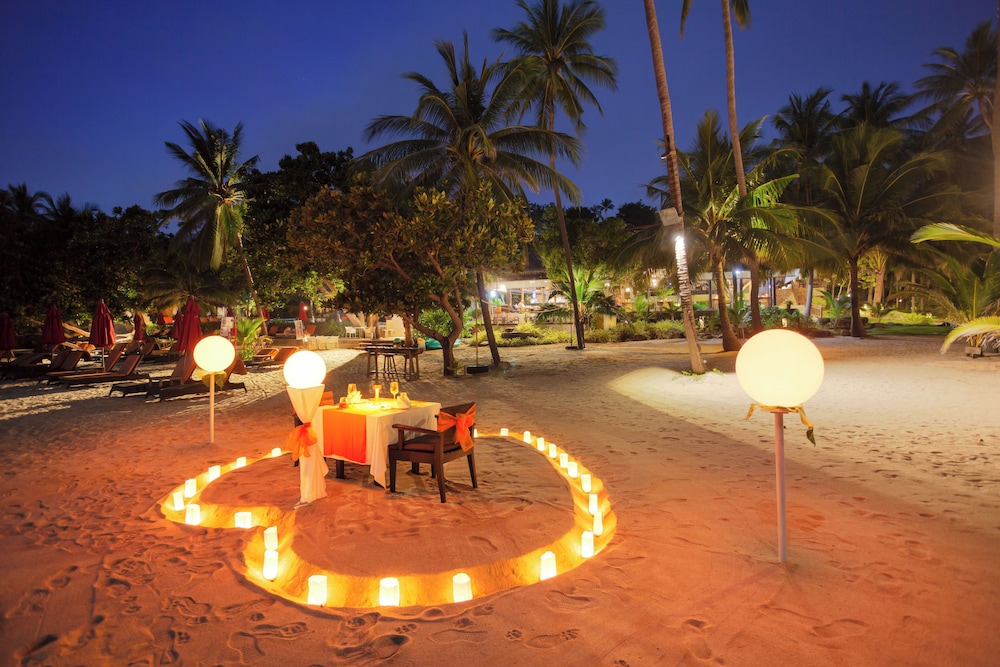 New Star Beach Resort 89/94