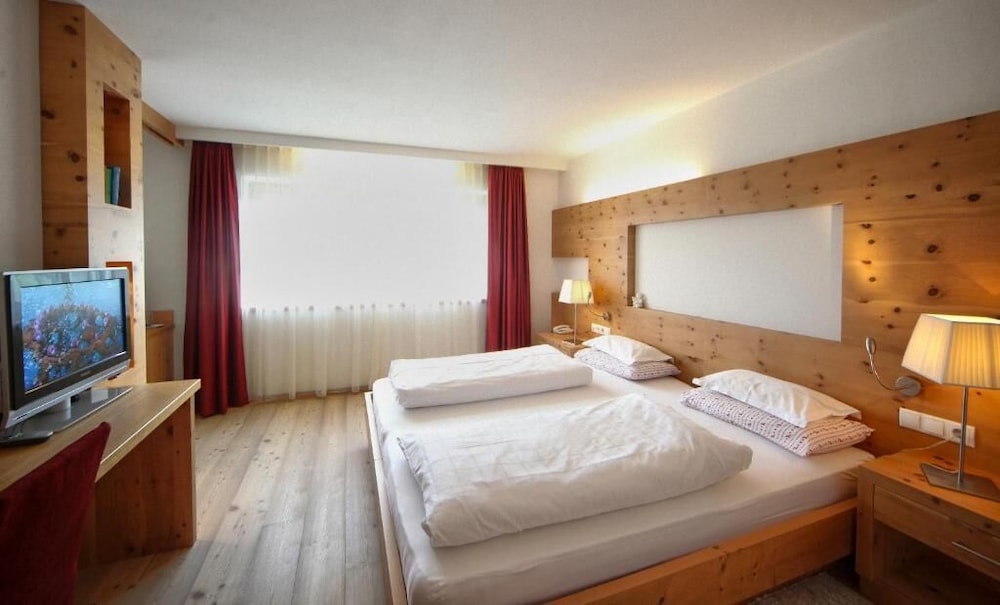 Alpine Hotel Ciasa Lara 9/40