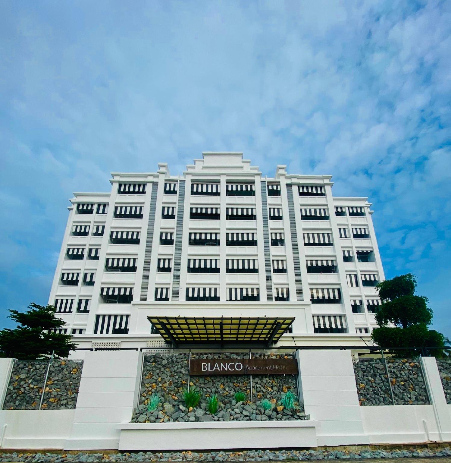 Blanco Apartment Hotel in BINTULU