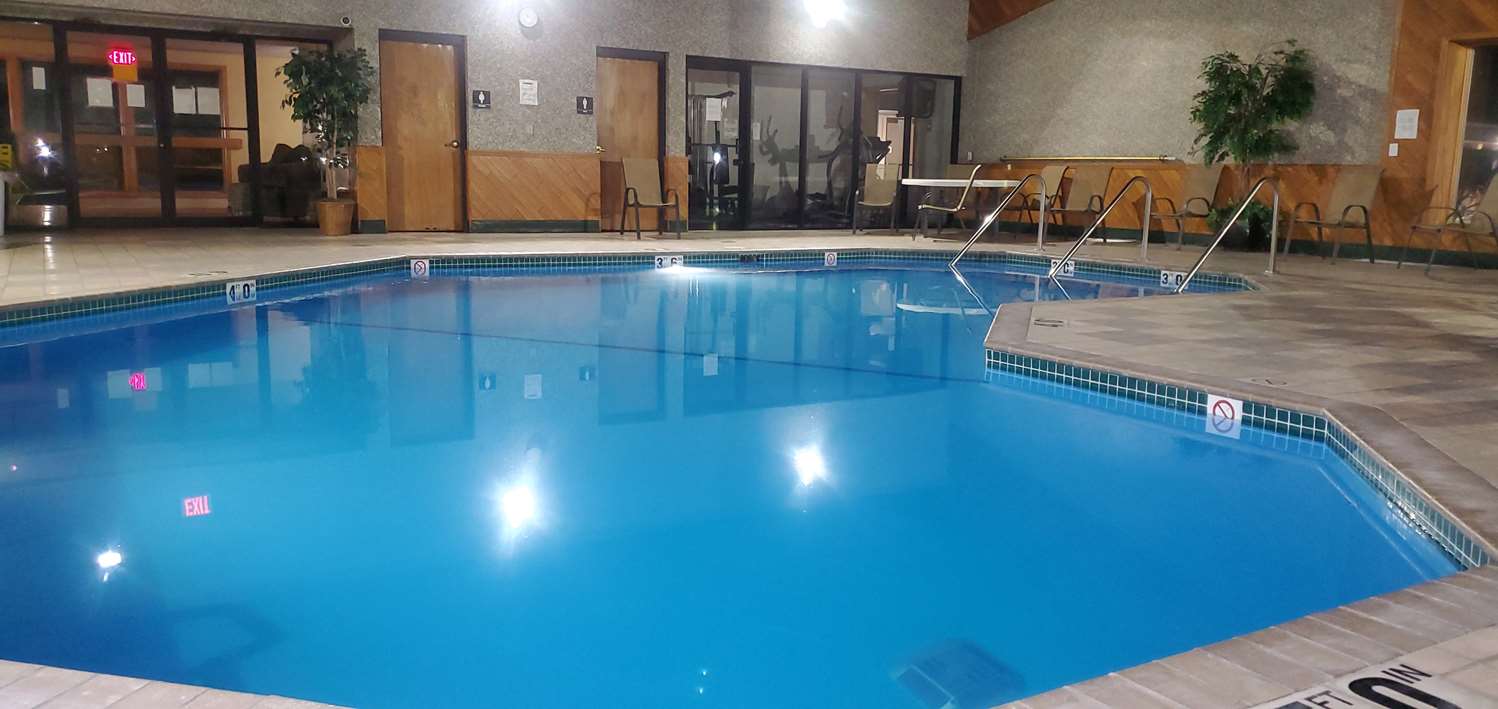 Americas Best Value Inn Chippewa Falls 15/34
